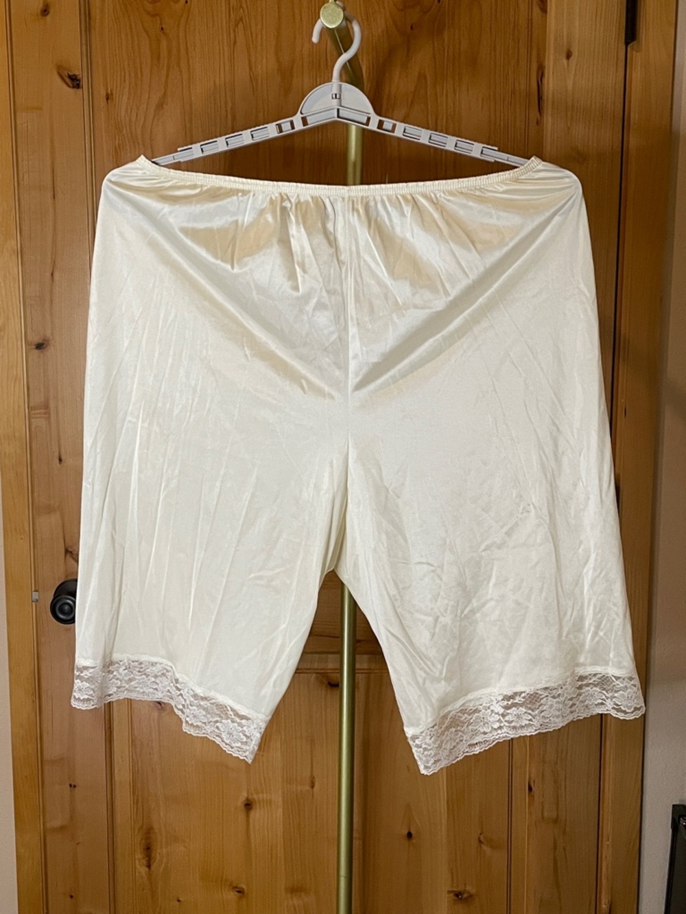 Vintage Pollinaise Women's Cream Bloomers Shorts Lace Trim Slip Size 3XL